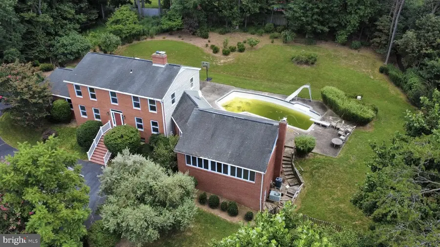 1013 Union Church Rd, McLean, VA 22102 - #2