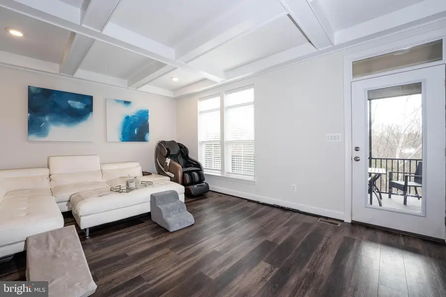 5207 Ridgeview Retreat Dr, Chantilly, VA 20151 - #3