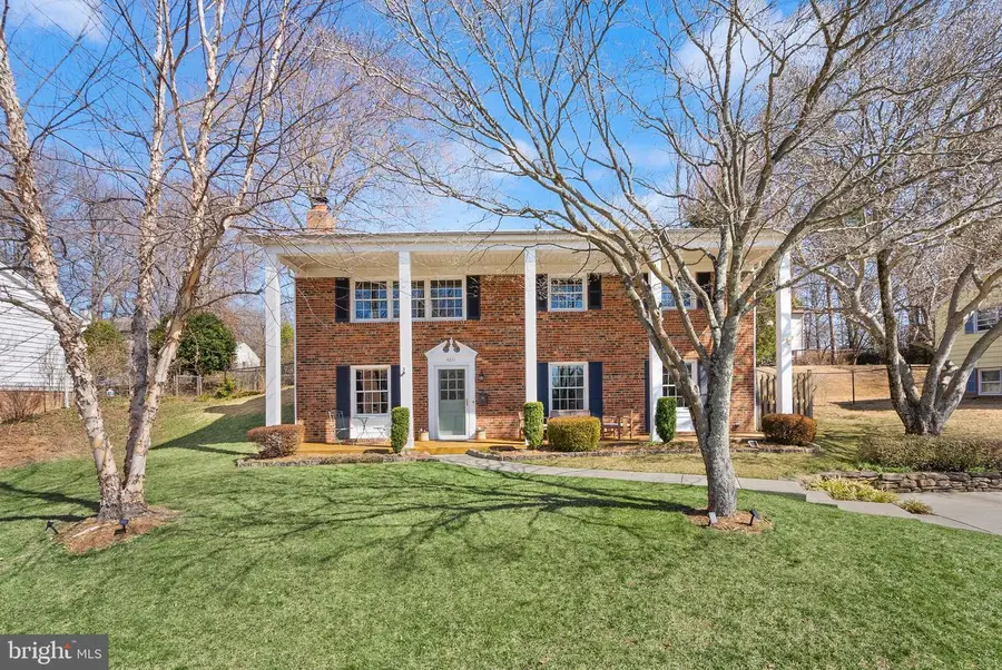4211 Nutwood Way, Fairfax, VA 22032 - #2