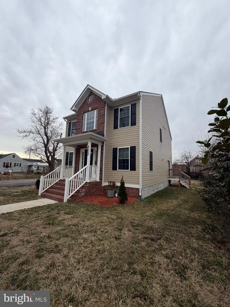 8528 Engleside St, Alexandria, VA 22309 - #1
