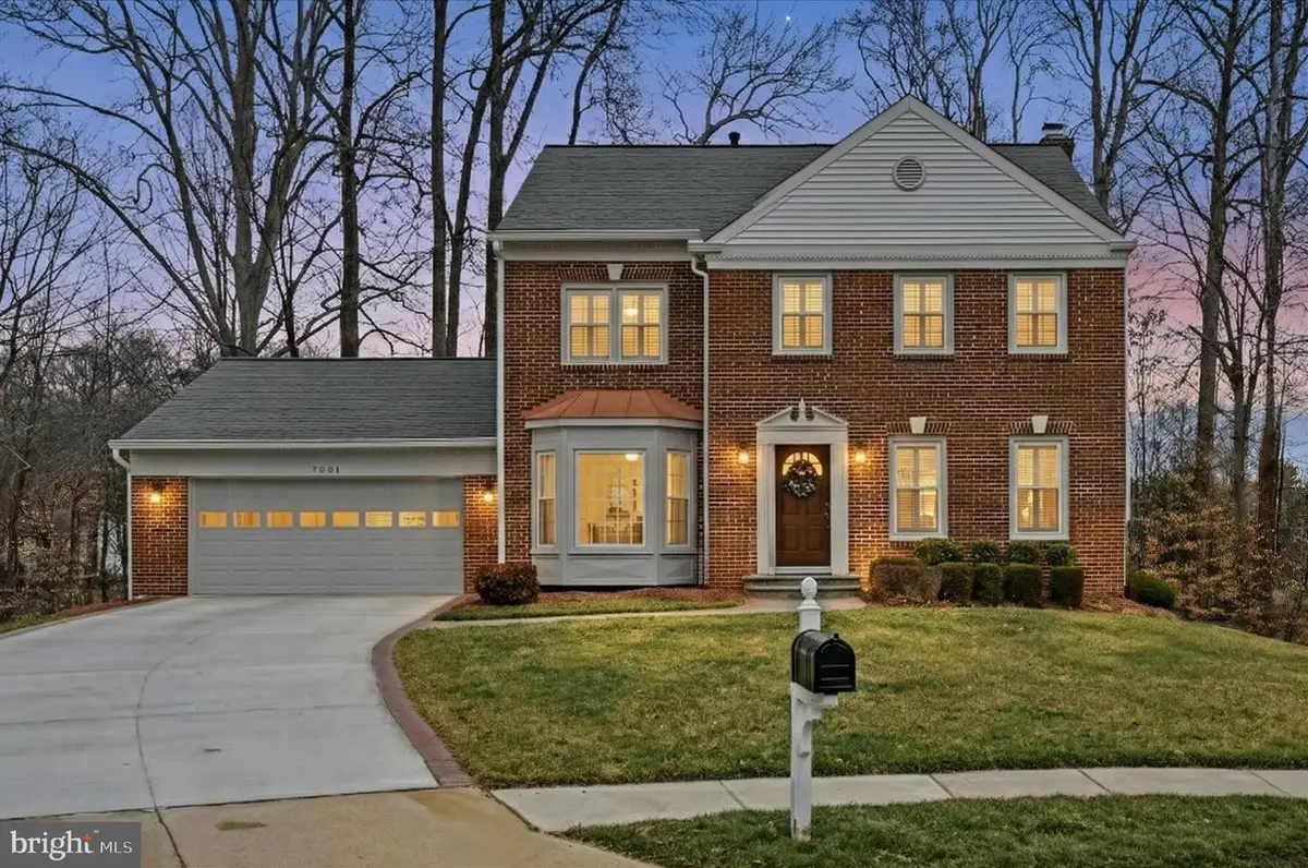7001 Ebbtide Ln, Burke, VA 22015 - #1