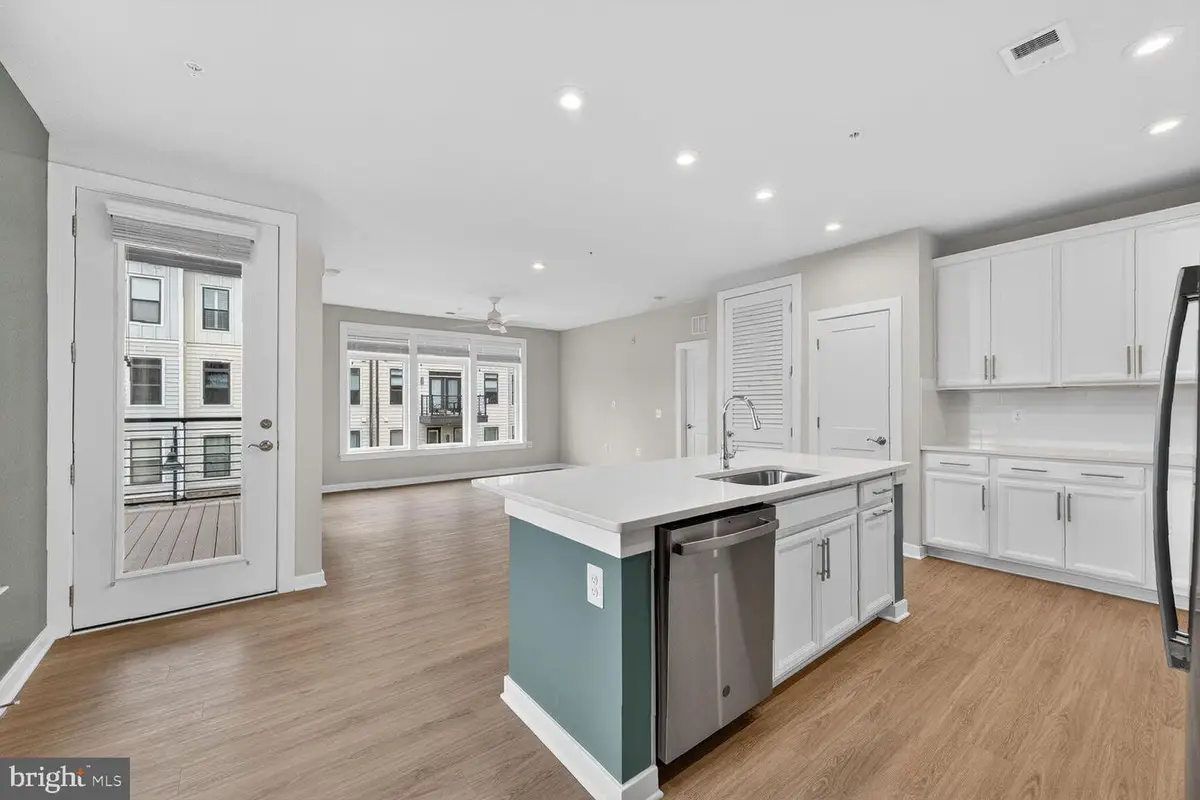 1669 Bandit Loop #301a, Reston, VA 20190 - #1