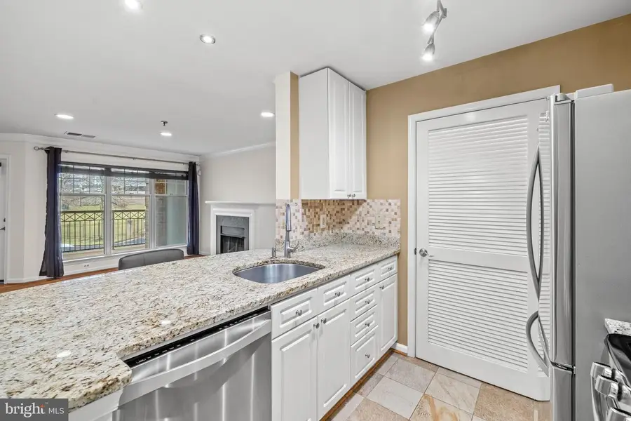 5563 Seminary Rd #107, Falls Church, VA 22041 - #2