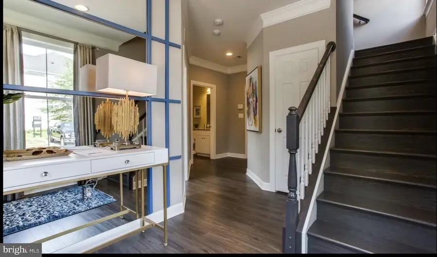 13921 Vernon St, Chantilly, VA 20151 - #2