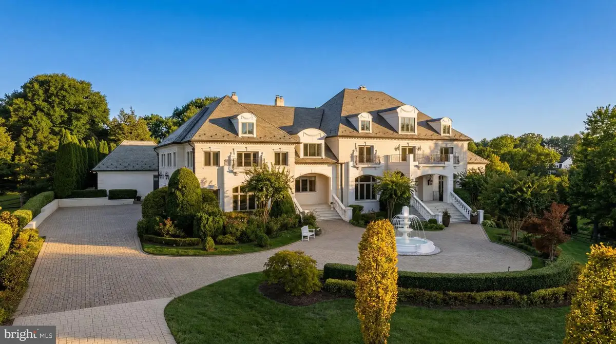 1521 Hunter Mill Rd, Vienna, VA 22182 - #1