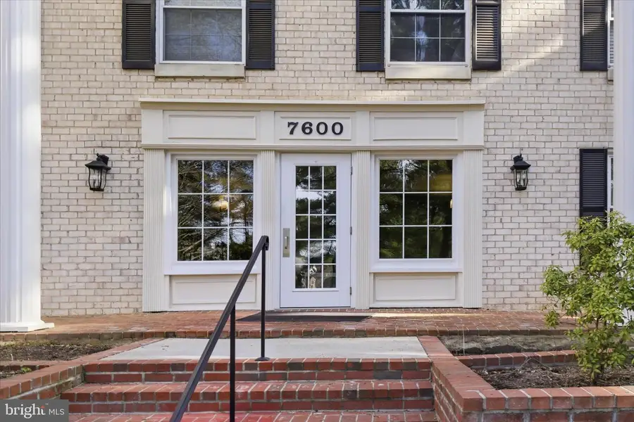 7600 Tremayne Pl #301, McLean, VA 22102 - #2