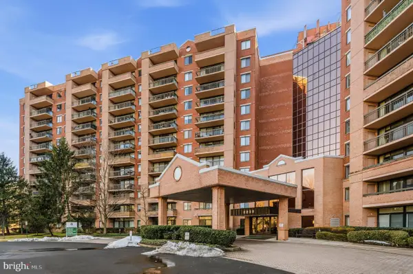 2230 George C Marshall Dr #806, FALLS CHURCH, VA 22043