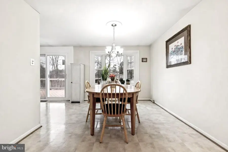 2405 Tatnuck Ct, Herndon, VA 20171 - #3