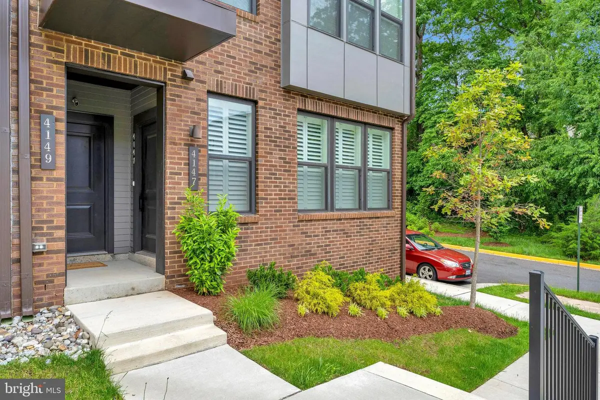 4149 Red Mulberry Dr, Fairfax, VA 22033 - #1