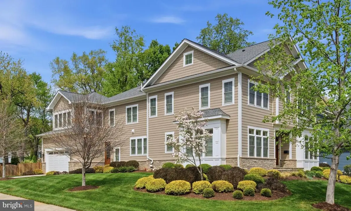 609 Kingsley Rd Sw, Vienna, VA 22180 - #1