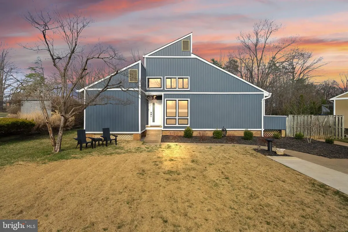 5513 Westcliff Ct, Burke, VA 22015 - #1