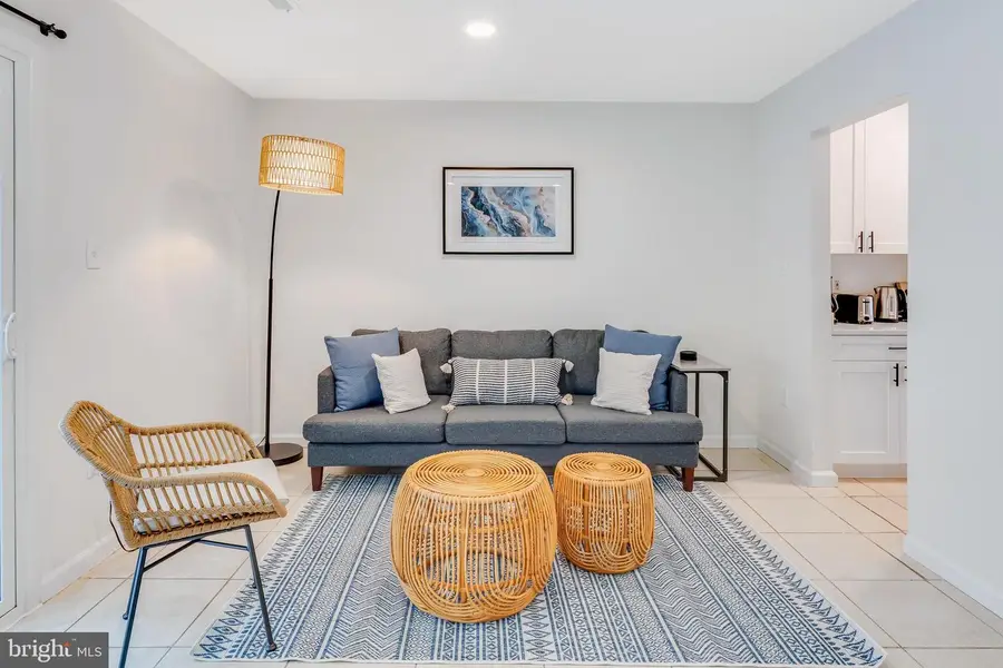 428 Reneau Way, Herndon, VA 20170 - #3