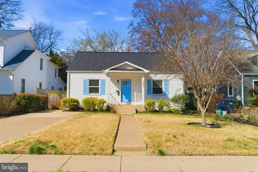 2800 Cameron Rd, Falls Church, VA 22042 - #2