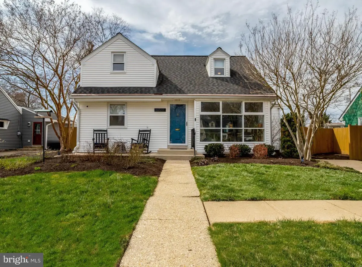 6728 Swarthmore Dr, Alexandria, VA 22307 - #1