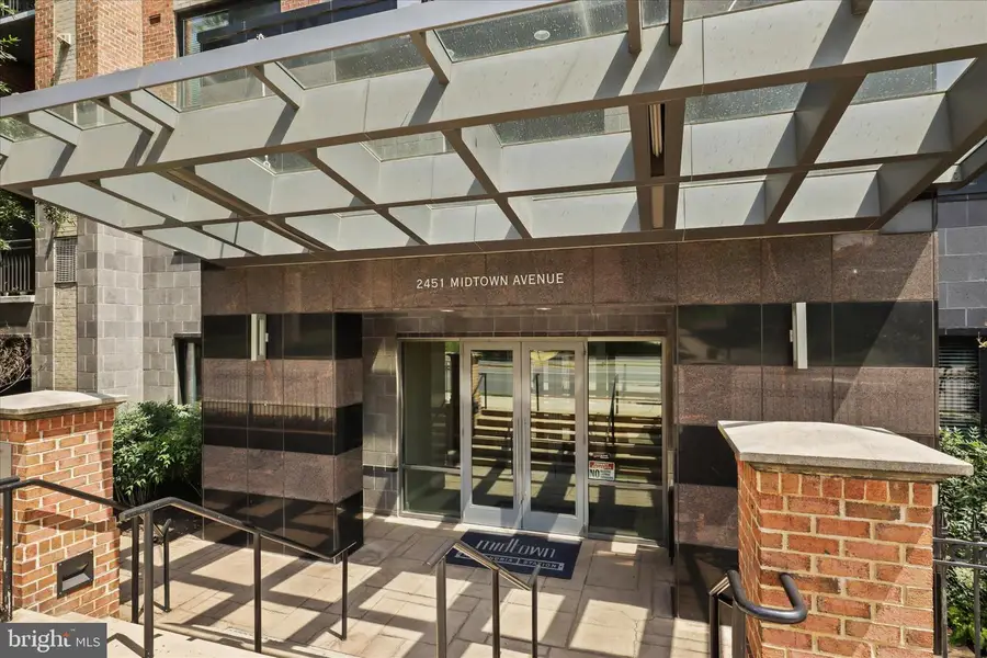 2451 Midtown Ave #819, Alexandria, VA 22303 - #3