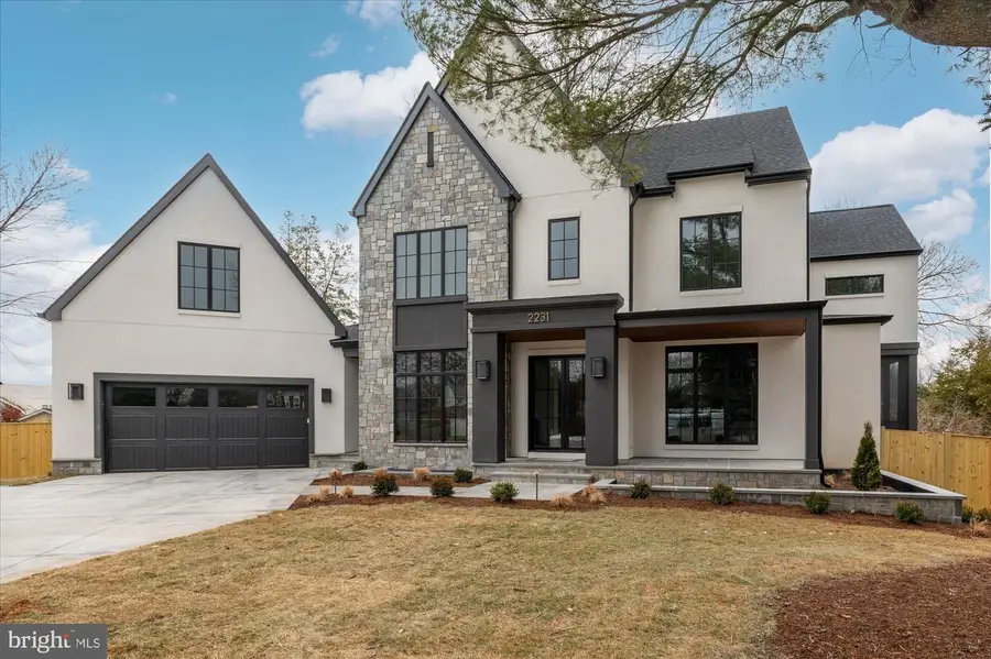 2231 N Tuckahoe St, Falls Church, VA 22043 - #2