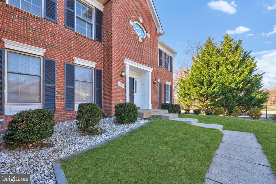 12741 Oak Farms Dr, Herndon, VA 20171 - #2