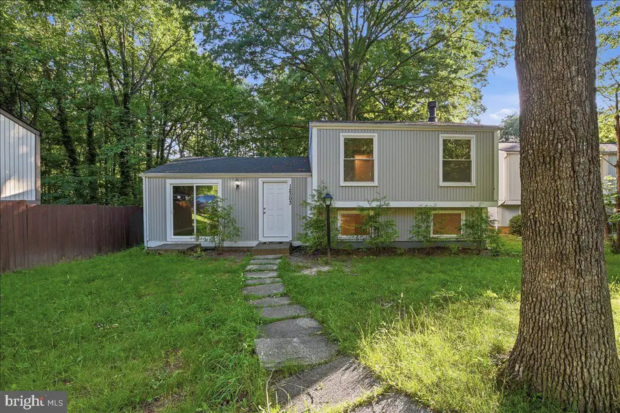 12303 Tigers Eye Ct, Reston, VA 20191 - #2
