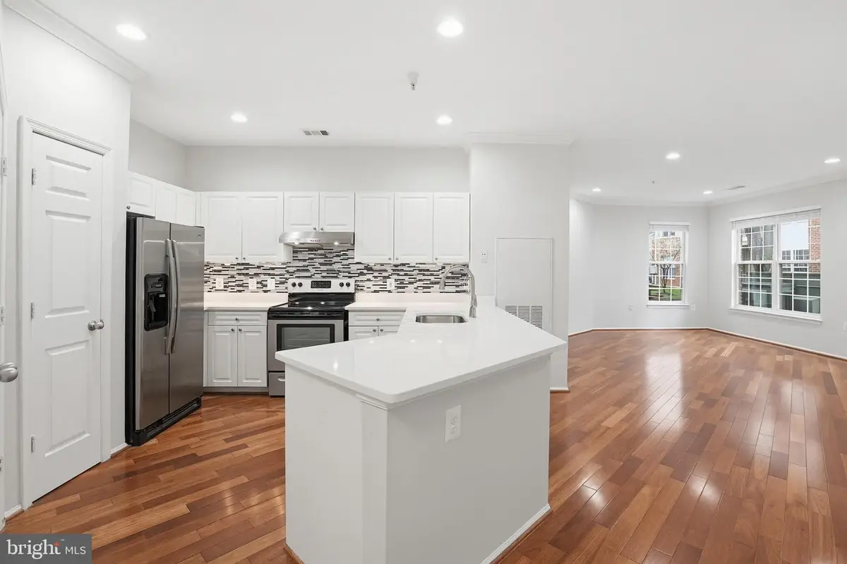 3003 Nicosh Cir #3109, Falls Church, VA 22042 - #1