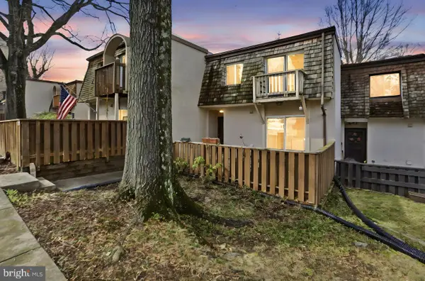 1604 Valencia Way, RESTON, VA 20190