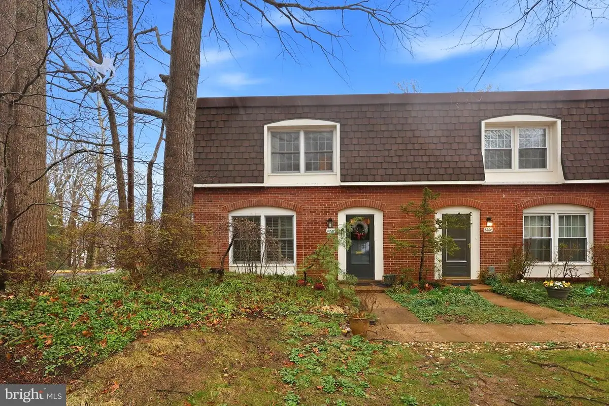 8222 Carrleigh Pkwy #12, Springfield, VA 22152 - #1