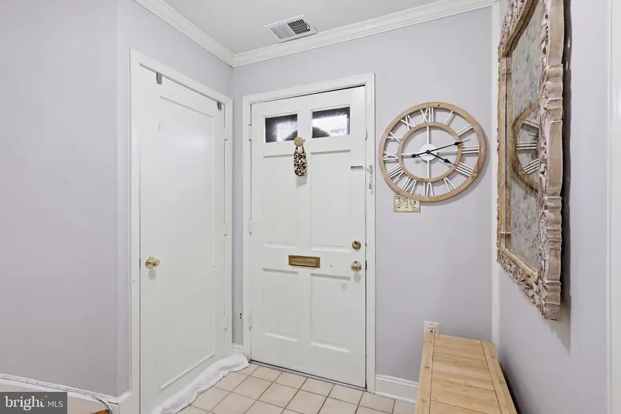 8222 Carrleigh Pkwy #12, Springfield, VA 22152 - #3