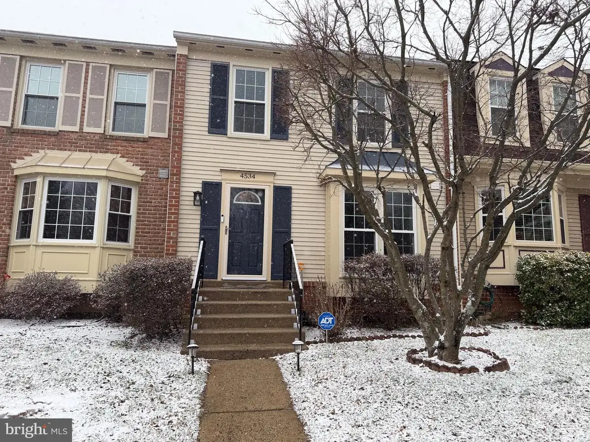 4534 Shoal Creek Ct, Alexandria, VA 22312 - #1