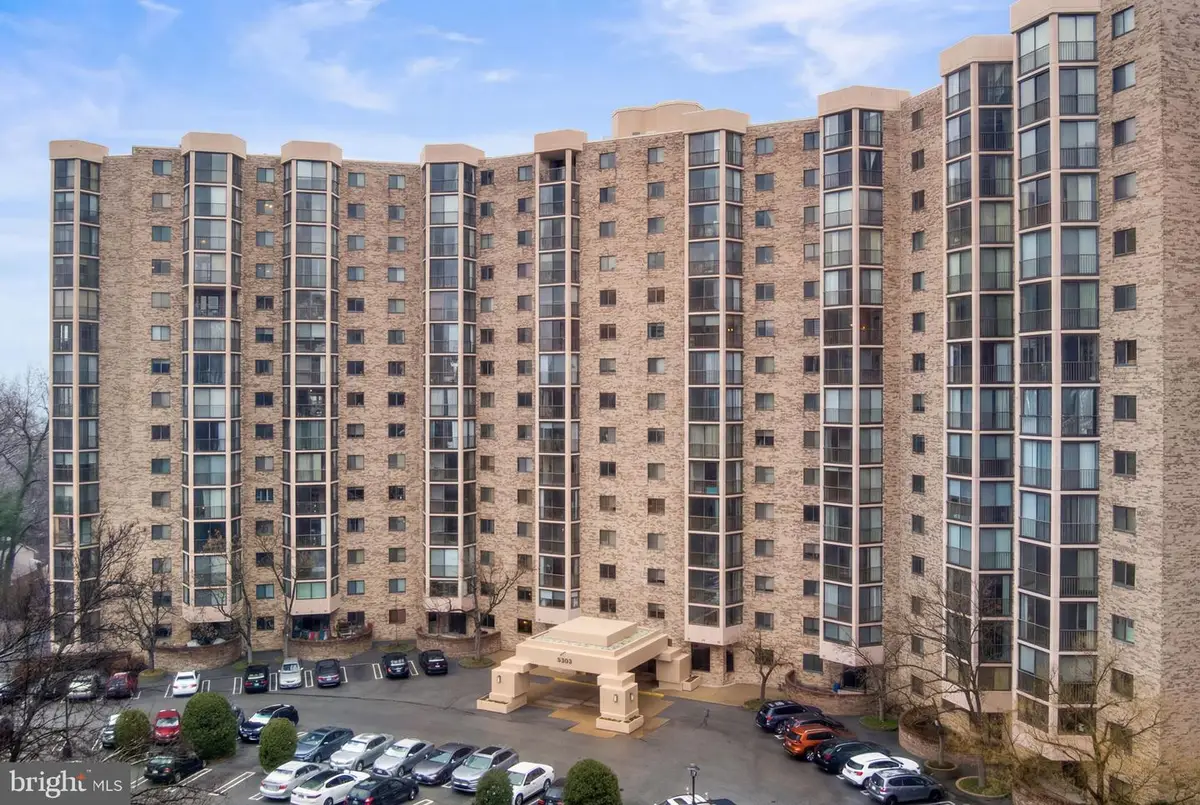 5903 Mount Eagle Dr #103, Alexandria, VA 22303 - #1