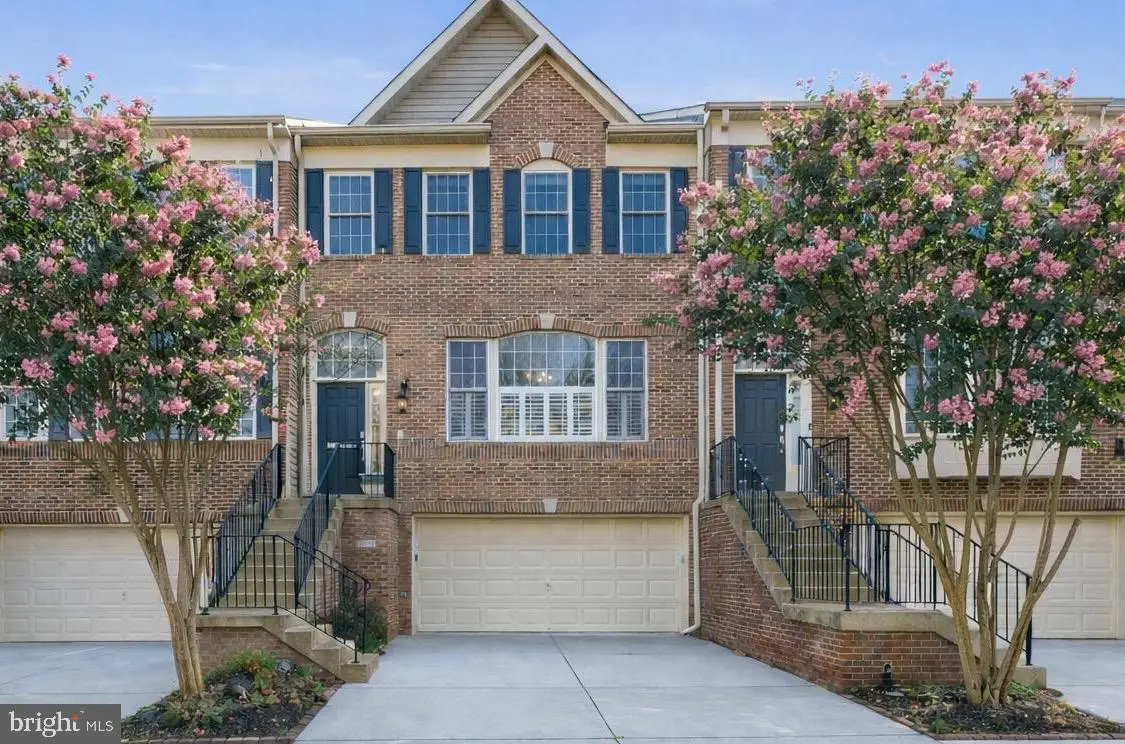 3818 Elmwood Towne Way, Alexandria, VA 22303 - #1