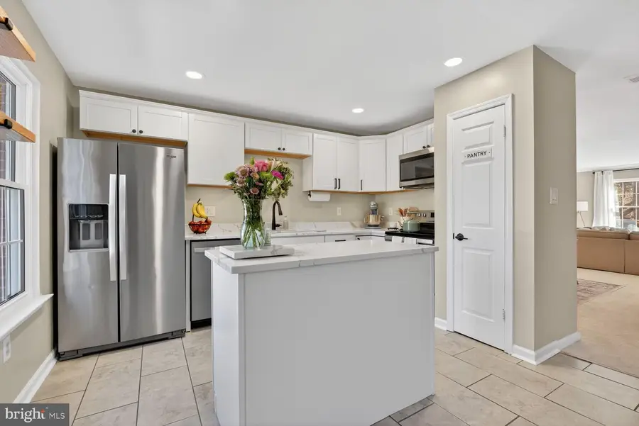 6021 Crocus Ct, Alexandria, VA 22310 - #3