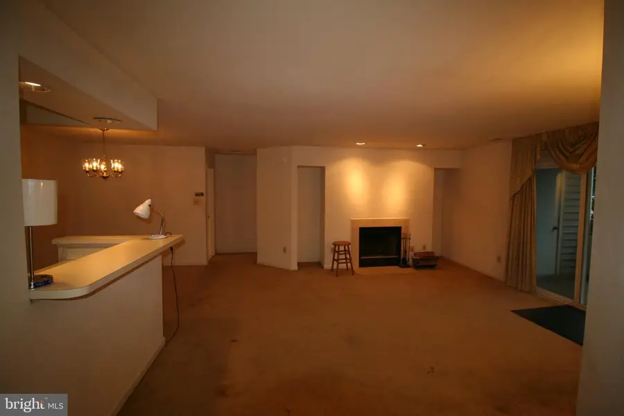 7718 Lafayette Forest Dr #24, Annandale, VA 22003 - #2