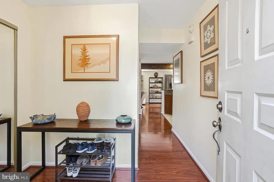 2315 Glade Bank Way, Reston, VA 20191 - #2