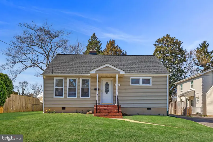 3112 Annandale Rd, Falls Church, VA 22042 - #2