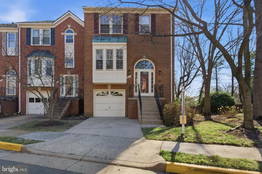 6317 Crooked Oak Ln, Falls Church, VA 22042 - #2