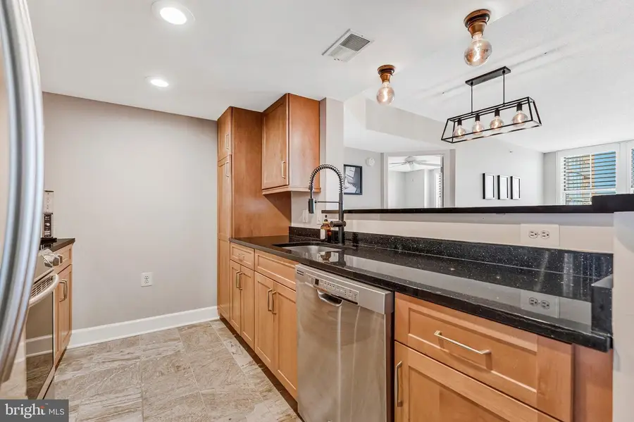 11800 Sunset Hills Rd #826, Reston, VA 20190 - #3