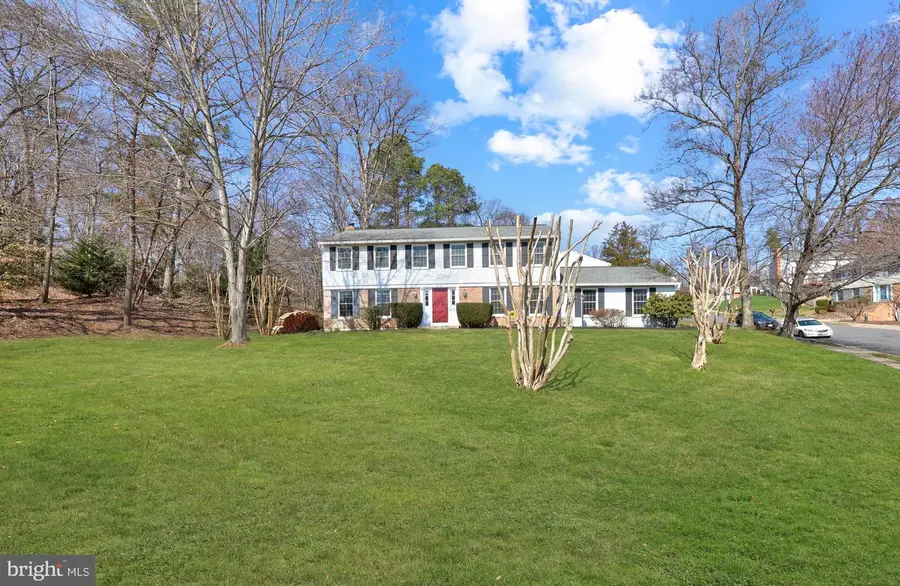 8410 Terra Woods Dr, Springfield, VA 22153 - #2