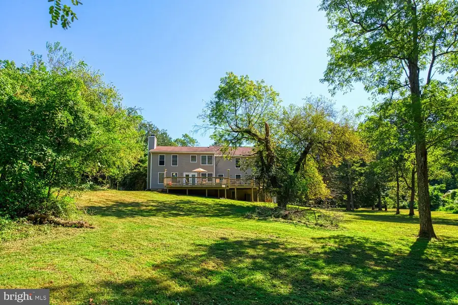 5360 Winfield Rd, Fairfax, VA 22030 - #3