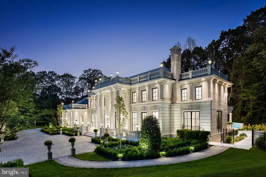 9412 Mafi Ct, Great Falls, VA 22066 - #2