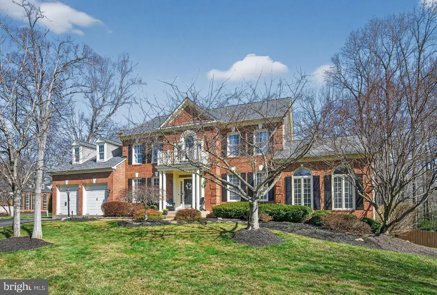 9722 Braided Mane Ct, Fairfax Station, VA 22039 - #3