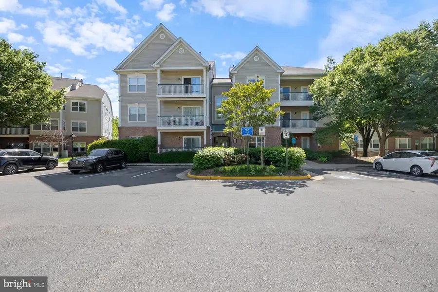 6551 Grange Ln #202, Alexandria, VA 22315 - #2