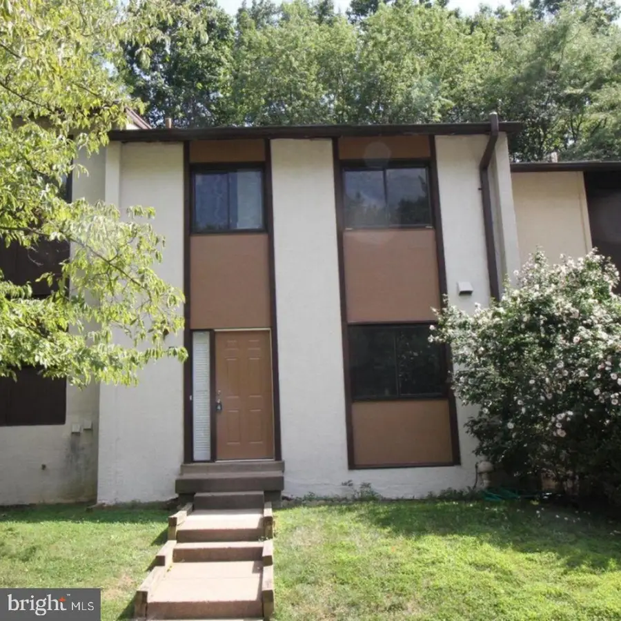 11948 Barrel Cooper Ct, Reston, VA 20191 - #2