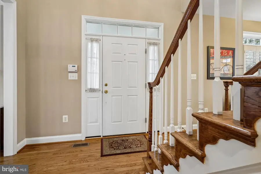 4201 Lower Park Dr, Fairfax, VA 22030 - #3