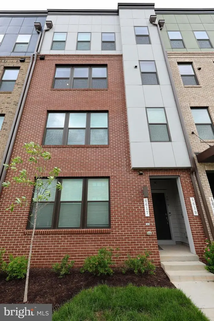 4619 Olivine Dr, Chantilly, VA 20151 - #2