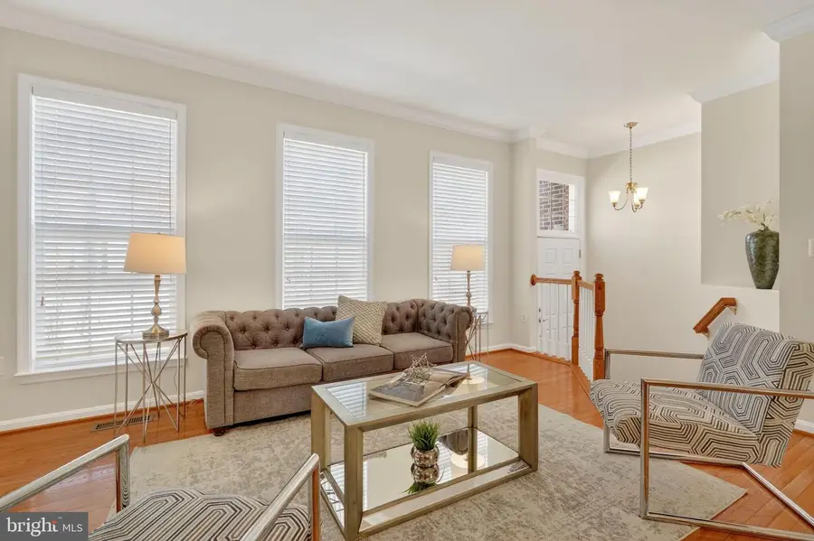 9144 Furey Rd, Lorton, VA 22079 - #2