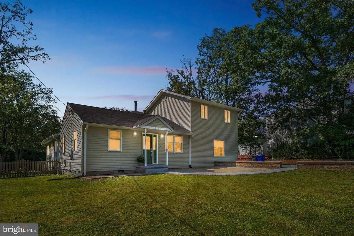 8737 Redman St, Springfield, VA 22153 - #1