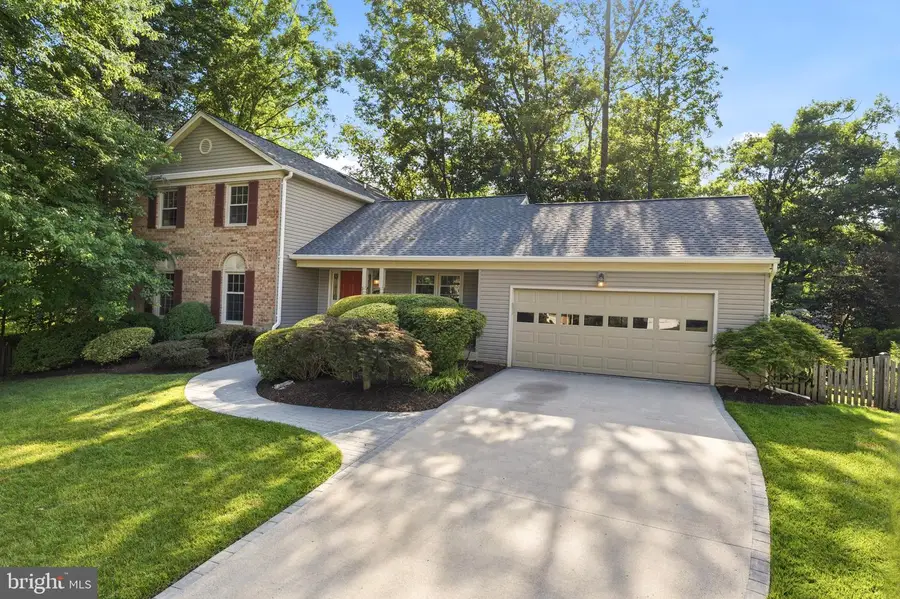6404 Phillip Ct, Springfield, VA 22152 - #2