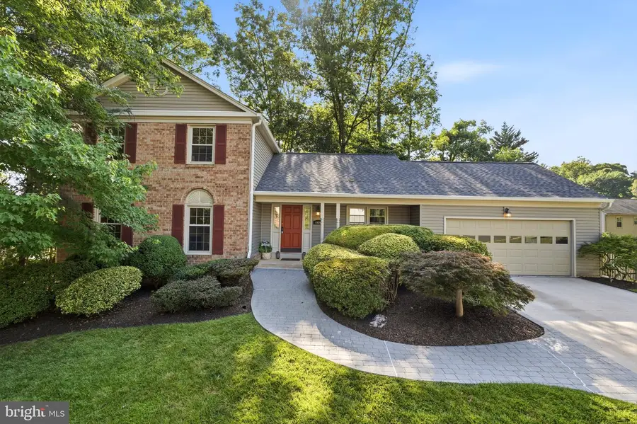 6404 Phillip Ct, Springfield, VA 22152 - #3