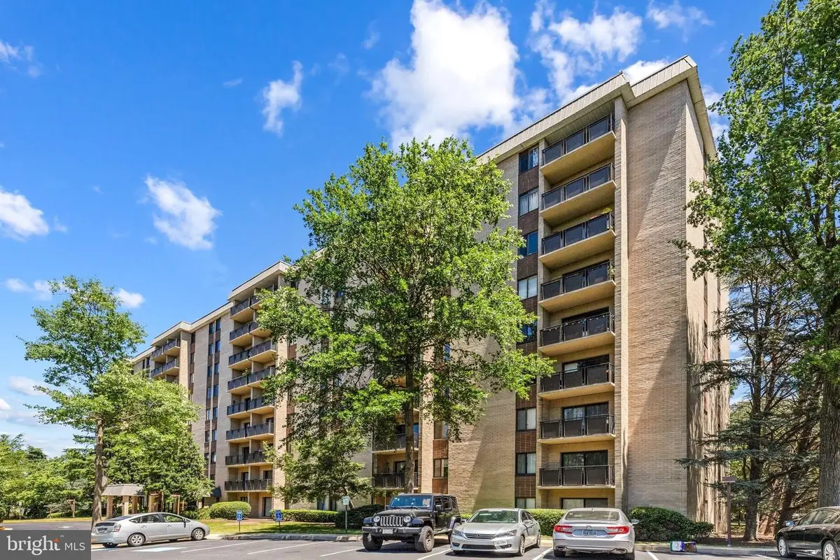 3101 S Manchester St #906, Falls Church, VA 22044 - #1