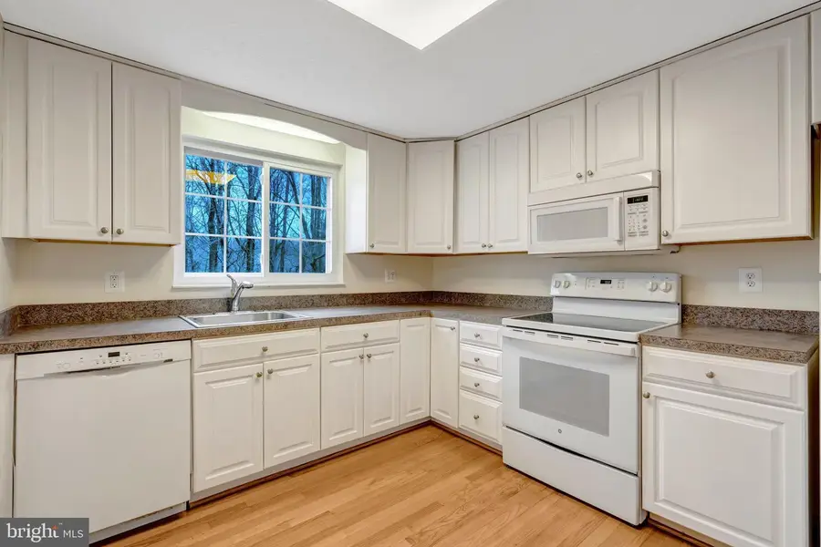 7743 Middle Valley Dr, Springfield, VA 22153 - #2