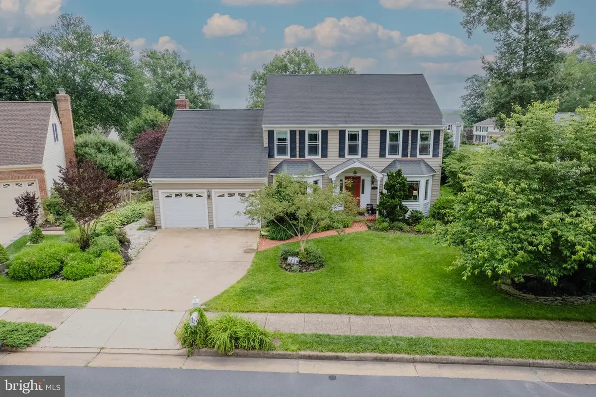 1439 Millikens Bend Rd, Herndon, VA 20170 - #1